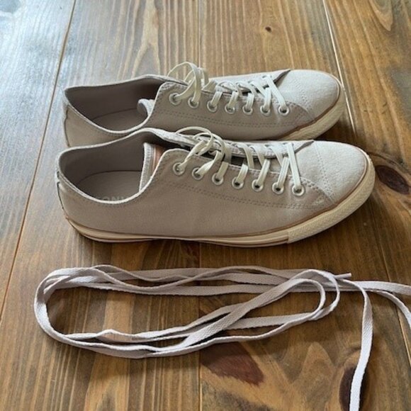 Chuck Taylor All Star Canvas & Leather - Men's 10.5 - Picture 3 of 8